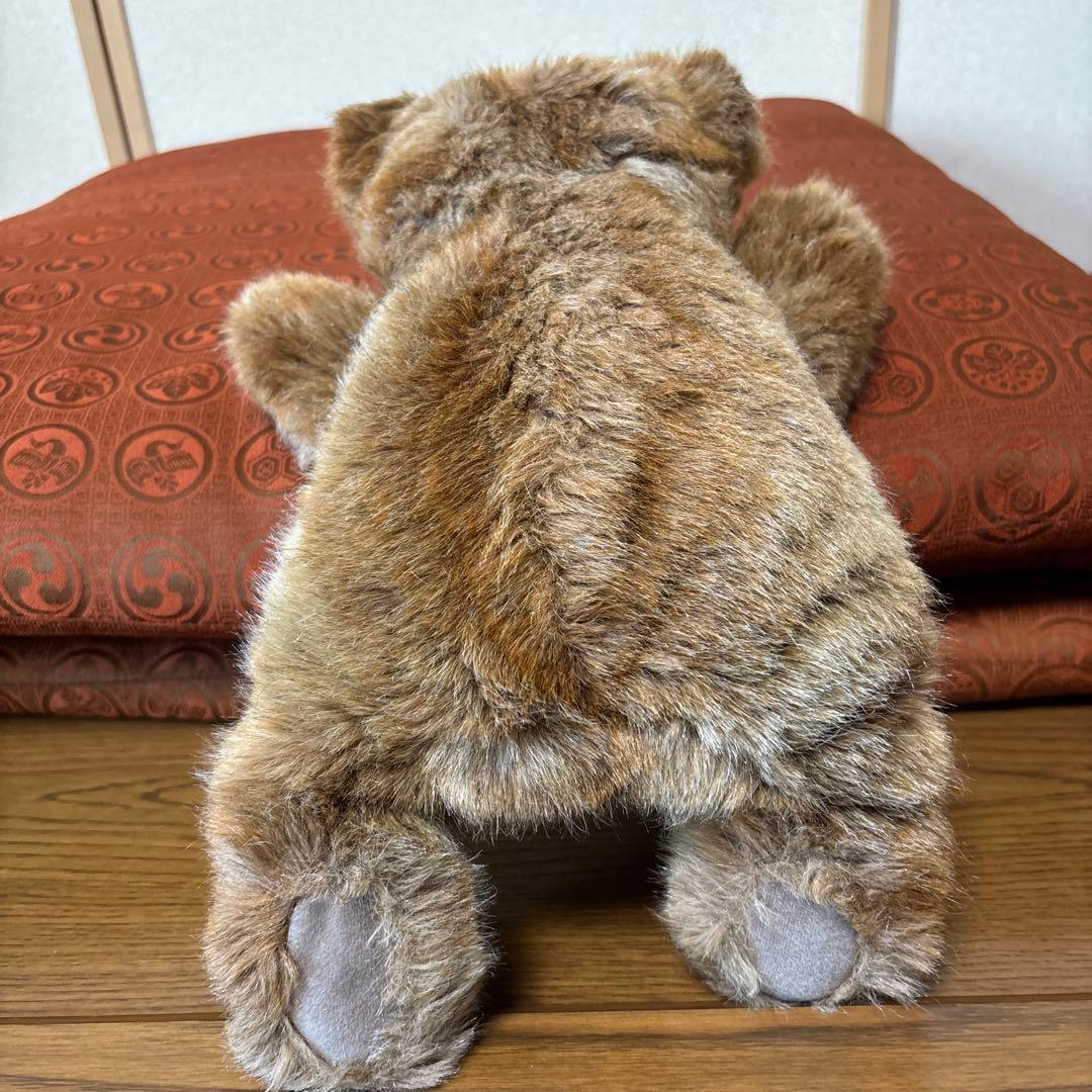 もはやアンティークになったSteiff のテディベア