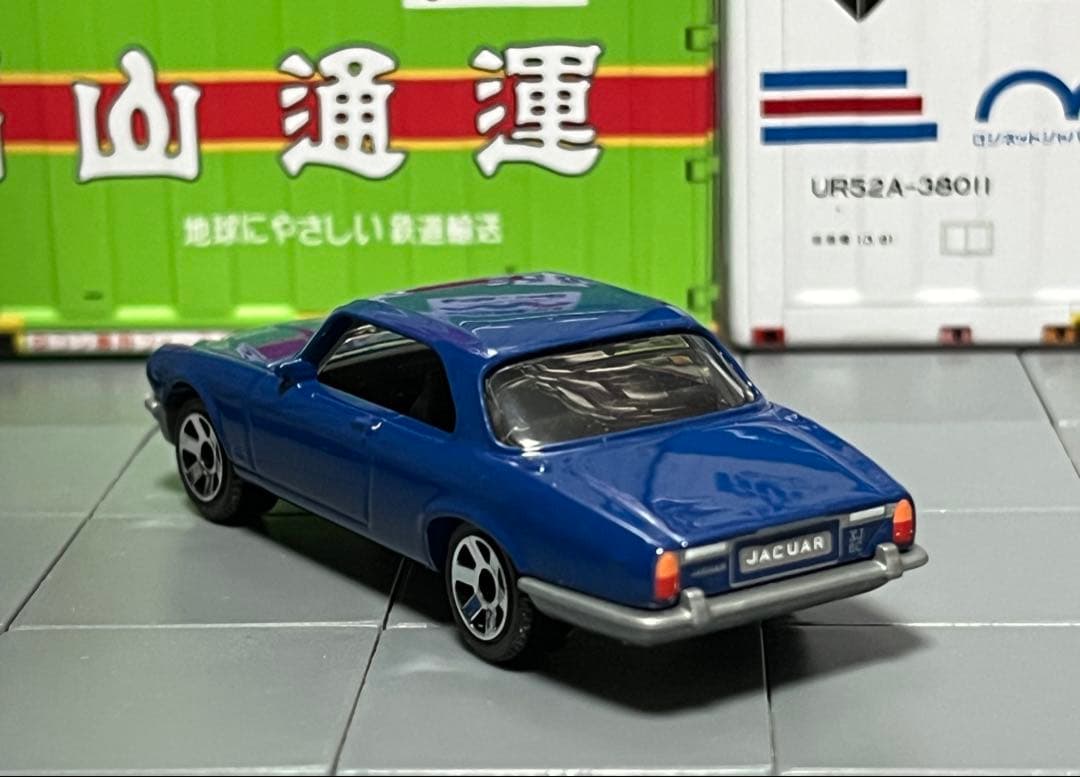シャバク  5シリーズ マッチボックス ベンツ ジャガー ホットウィール