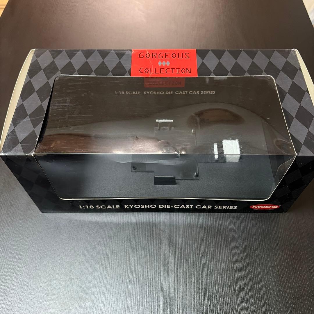 KYOSHO 1:18 ランボルギーニ・イオタ