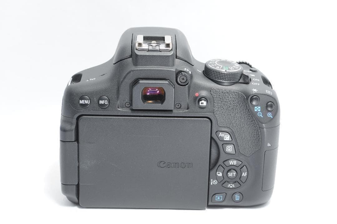 家族も風景写真も綺麗に❗️Canon Kiss X8i✨Wi-Fiでスマホに転送
