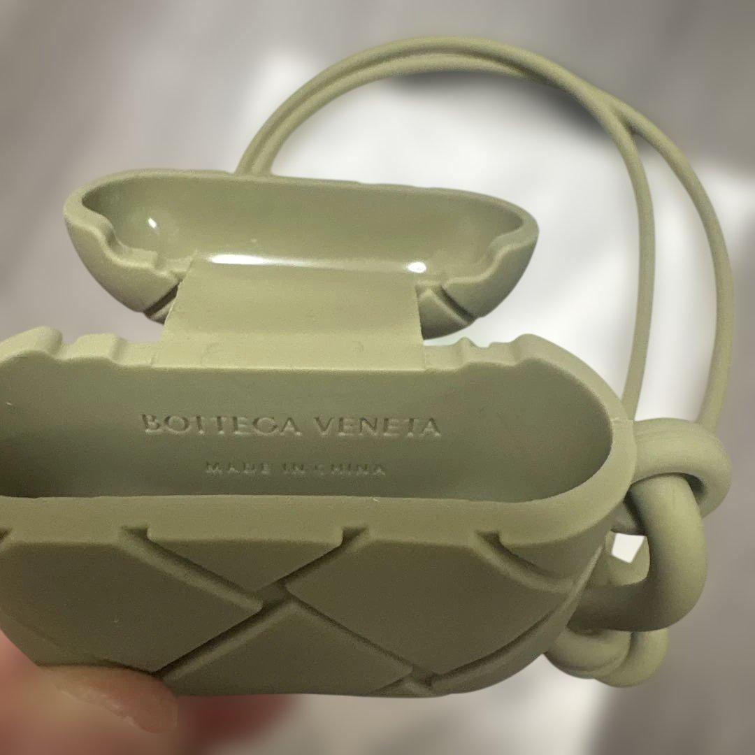BOTTEGA VENETA イヤホンケース オリーブグリーン