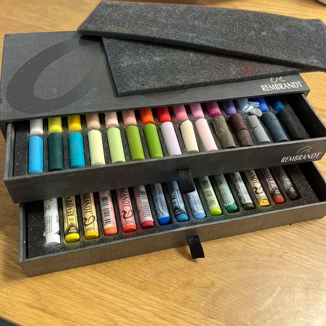 REMBRANDT box2段　 レンブラント　パステル 45色セット　箱　画材