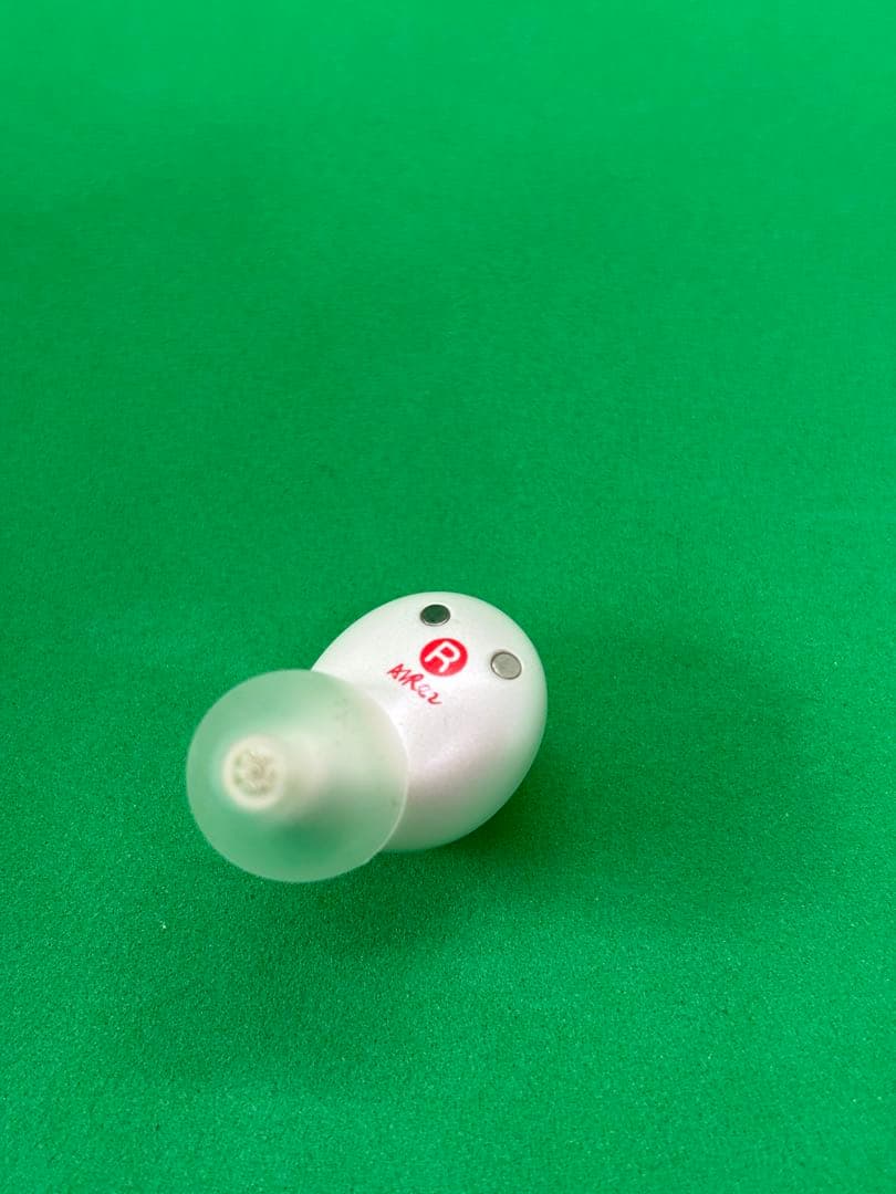 ご*ま様 スマート集音イヤホン JIUYEE Air AI補聴サポート ホワイト