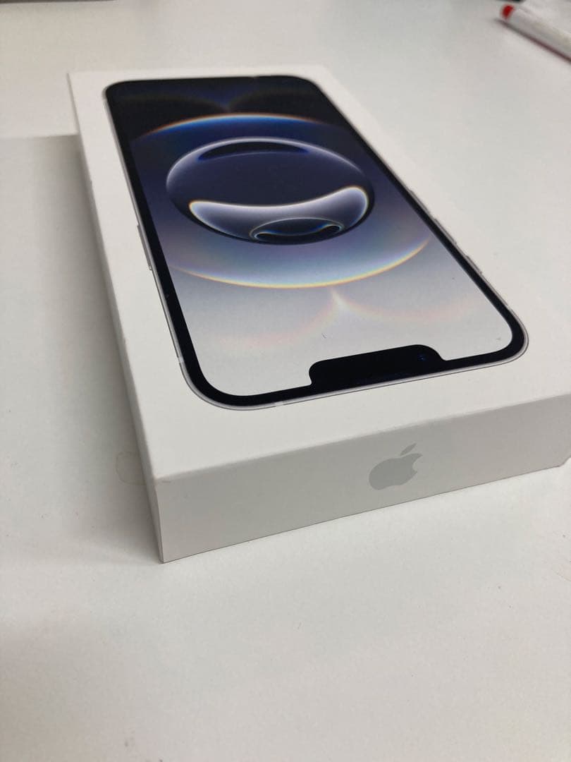 未開封！　iPhone16e ホワイト SIMフリー 128GB アップル