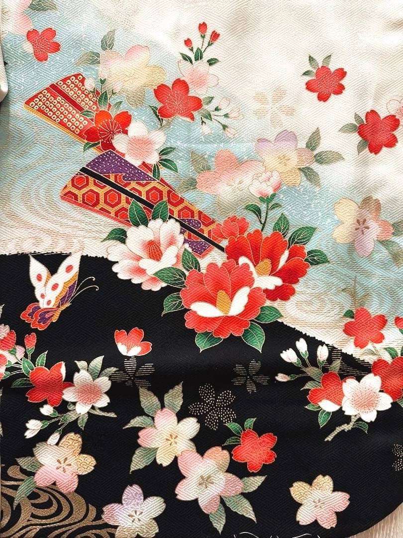 美品 七五三 7歳向け 正絹振袖＋袋帯セット 豪華金彩刺繍入り 古典柄 お祝い用