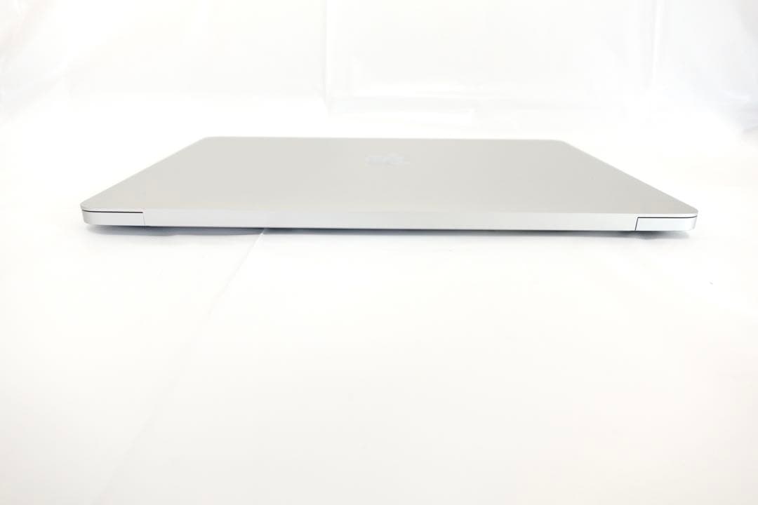 MacBook本体 Apple MacBook Air M1 2020 8GB 256GB