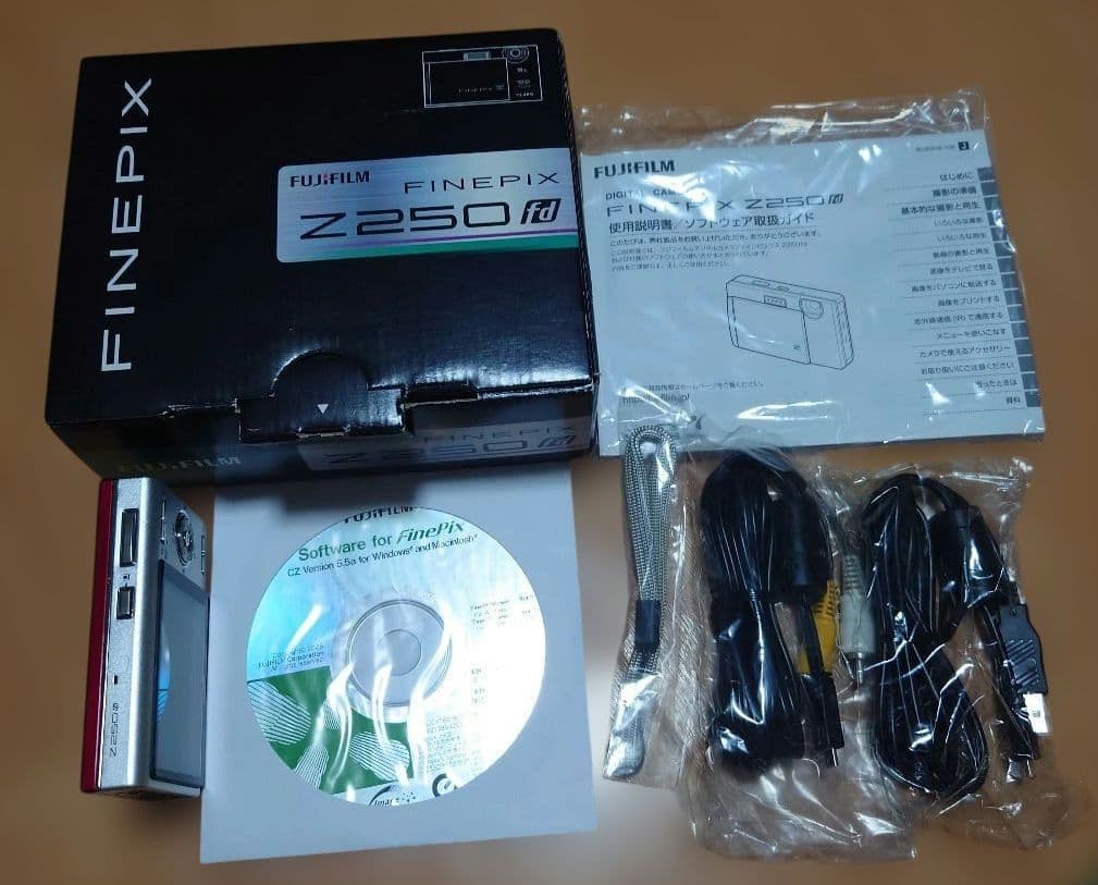 FUJIFILM FINEPIX Z 250fd レッド デジカメ