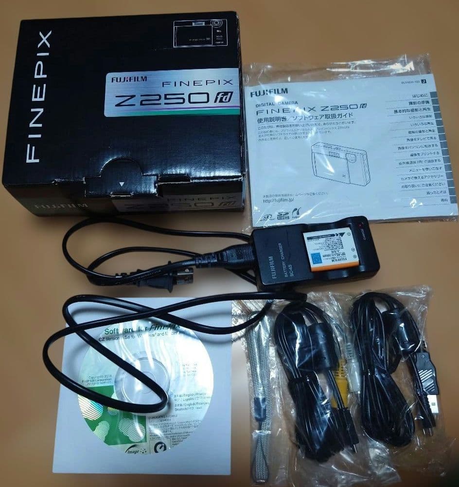 FUJIFILM FINEPIX Z 250fd レッド デジカメ