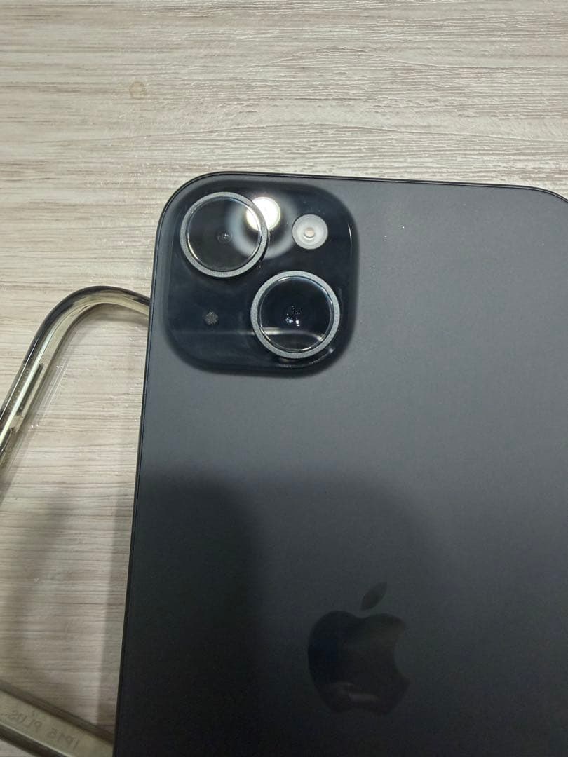 iPhone 15 Plus 256GB ブラック　美品