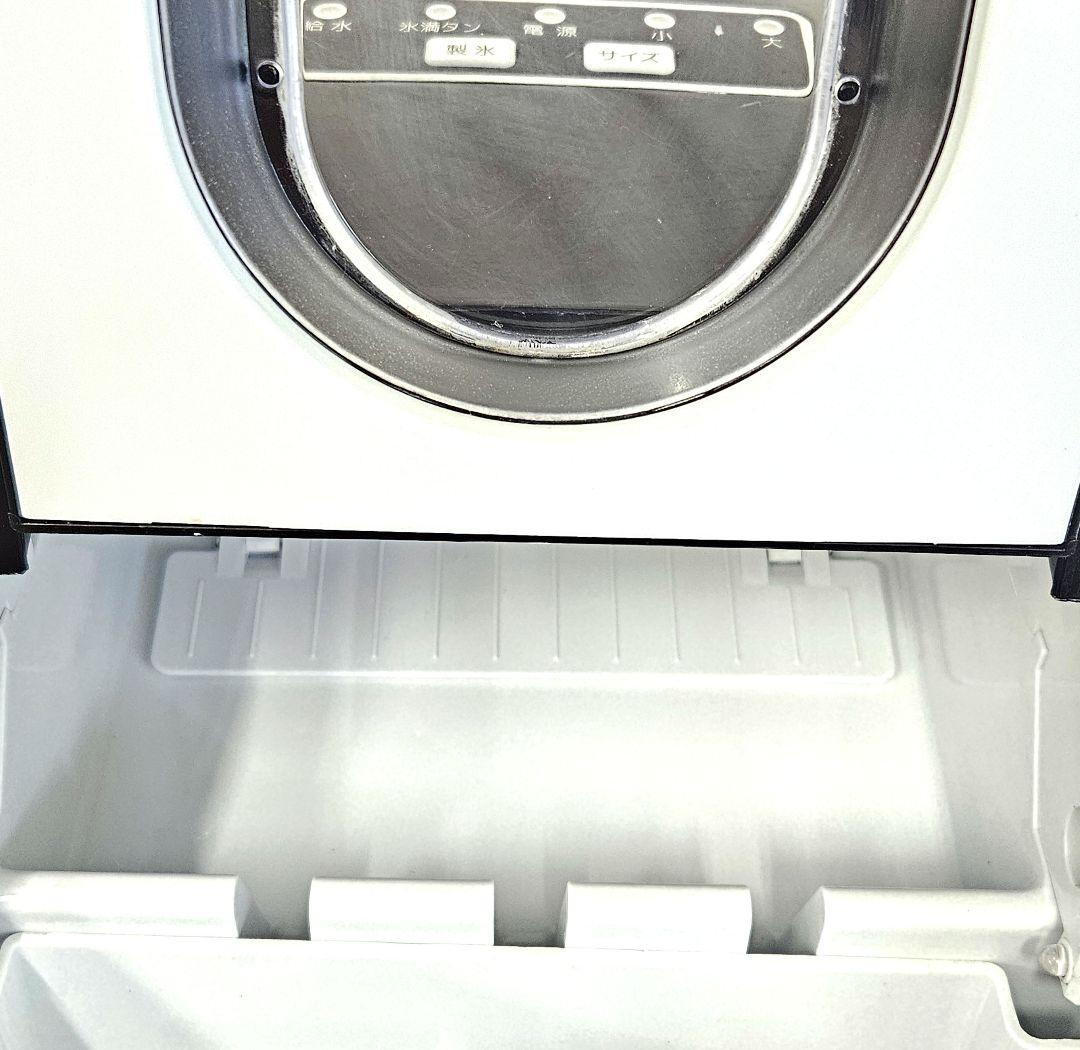 三金商事株式会社　高速製氷機　家庭用製氷機　ICE2200　ブラック