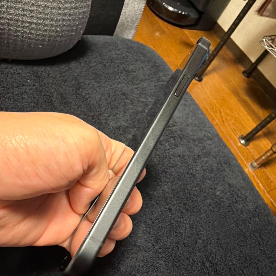 iPhone15Plus 128GB ブラック　バッテリー97%