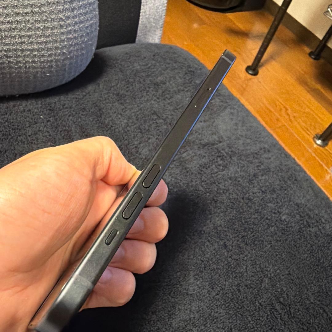 iPhone15Plus 128GB ブラック　バッテリー97%