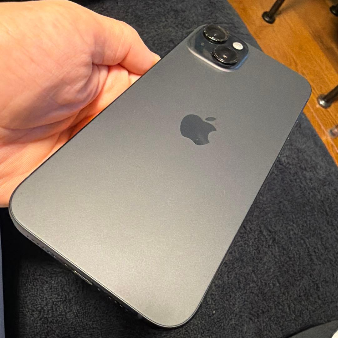 iPhone15Plus 128GB ブラック　バッテリー97%