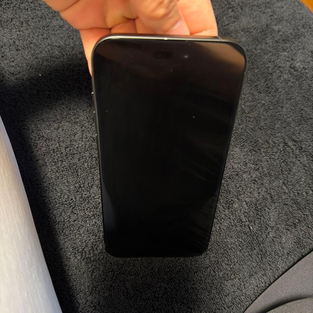 iPhone15Plus 128GB ブラック　バッテリー97%