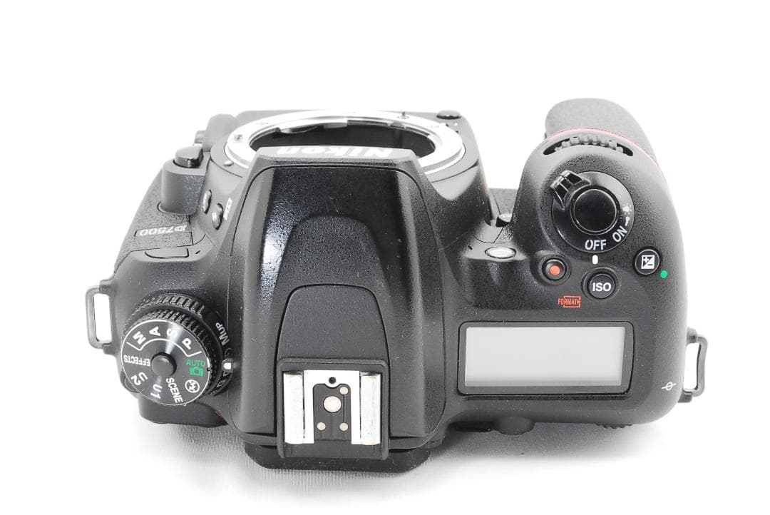 Nikon D7500 シングルレンズセット 一眼レフカメラ 近～中望遠レンズ♪
