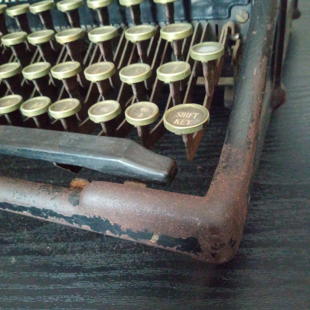 Underwood タイプライター
