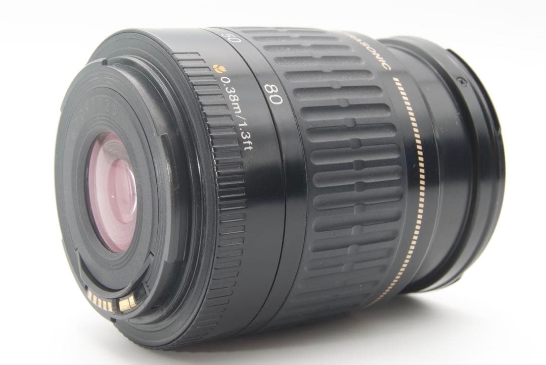 Canon EOS Kiss X4 レンズキット　デジタル一眼レフカメラ　軽量