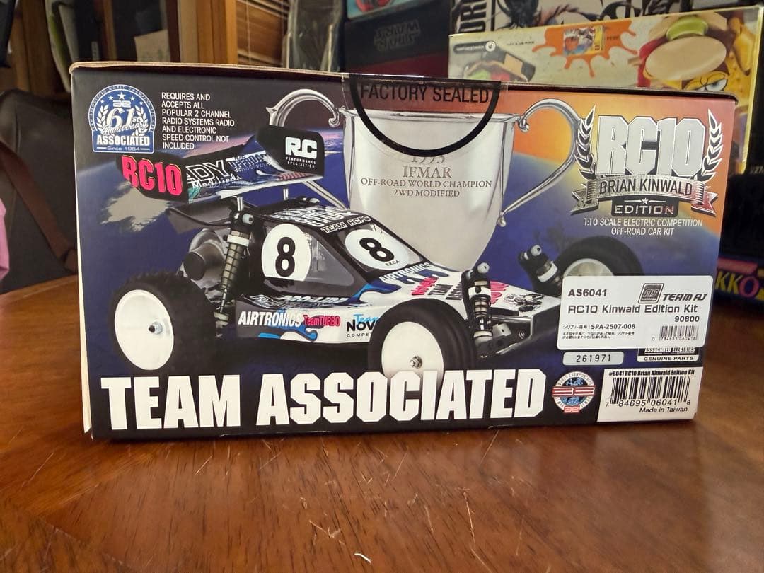 ホビーラジコン ASSOCIATED RC10 BRIAN KINWALD EDITION