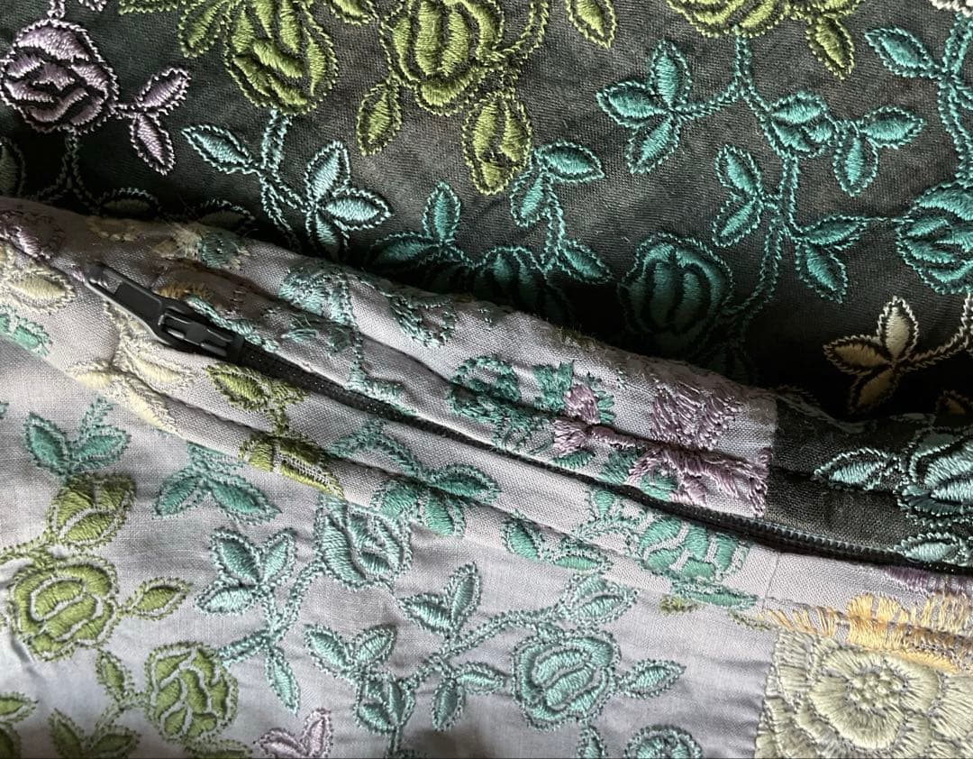 P J c クッションカバー2枚のセット　希少