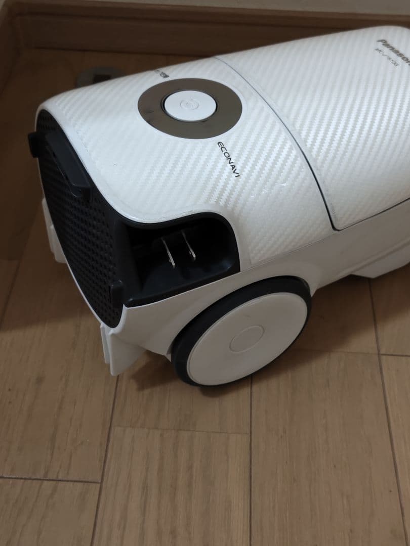 パナソニック紙パック式クリーナー小型軽量　MC-JP810G(W)　中古美品