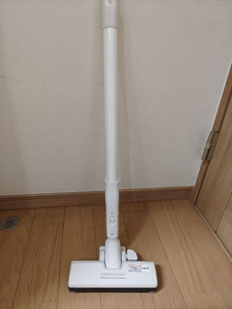 パナソニック紙パック式クリーナー小型軽量　MC-JP810G(W)　中古美品
