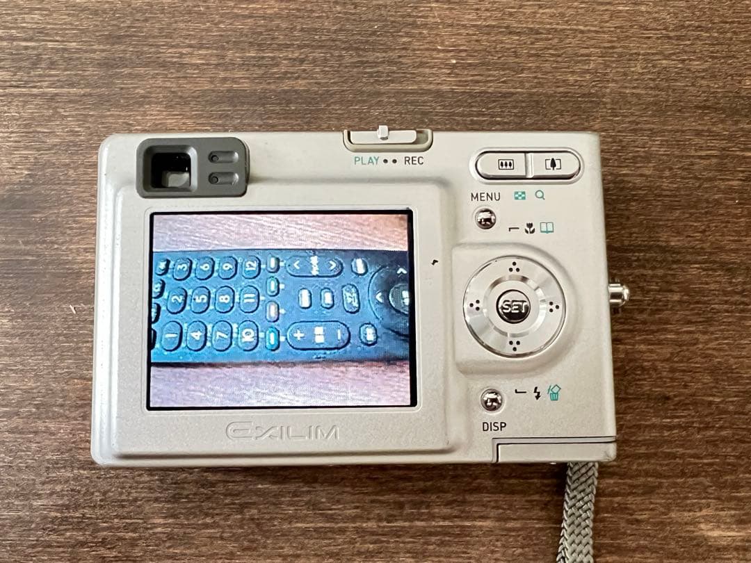 CASIO EXILIM EX-Z3コンパクトデジタルカメラ シルバー