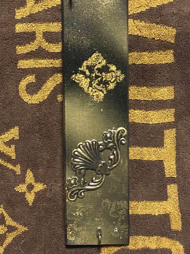 ゴシック調 アンティーク風♦️コンパクト ハンガーフック 黒＆金♦️未使用♦️送料込