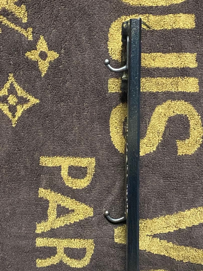 ゴシック調 アンティーク風♦️コンパクト ハンガーフック 黒＆金♦️未使用♦️送料込