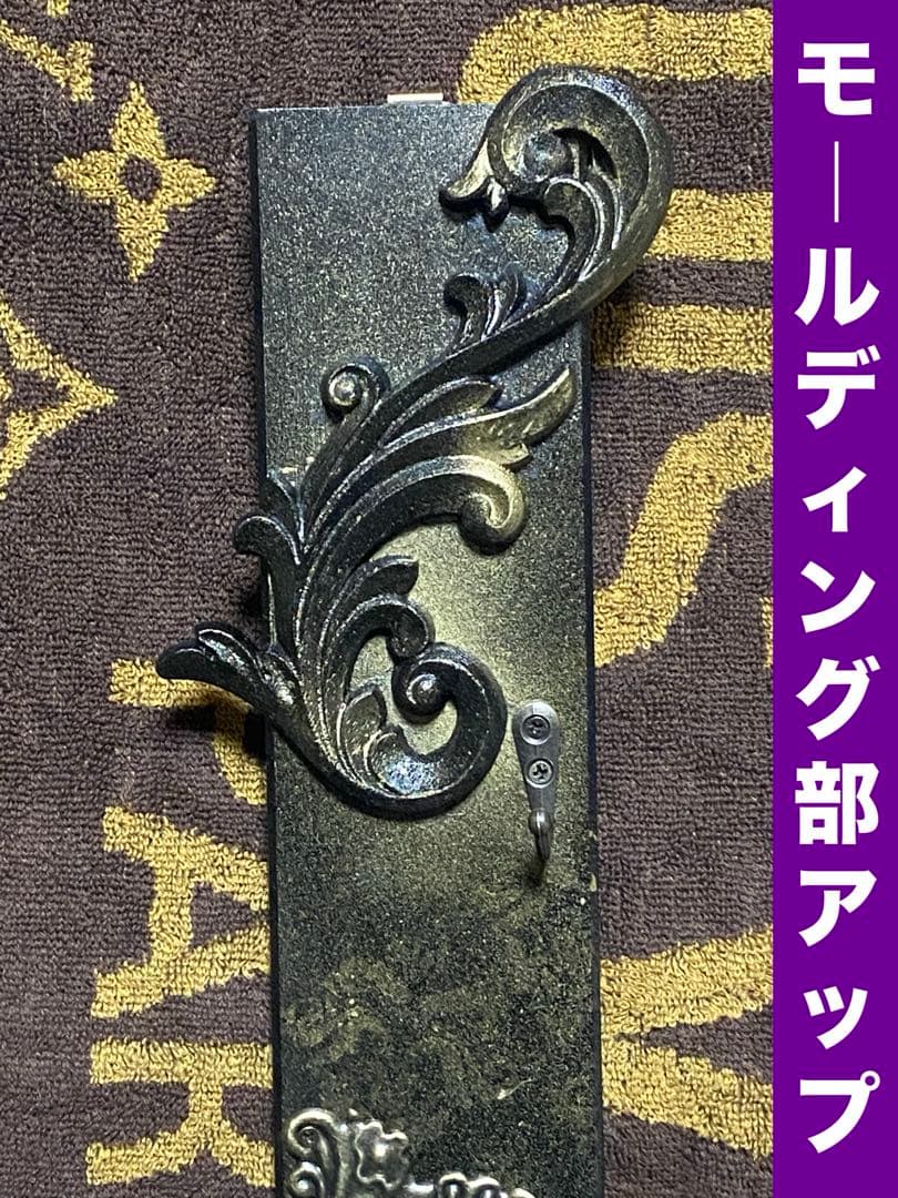 ゴシック調 アンティーク風♦️コンパクト ハンガーフック 黒＆金♦️未使用♦️送料込