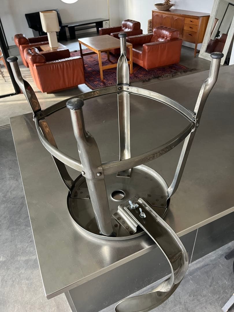 ニコルチェア 2脚 フランス インダストリアル コンランショップ取扱