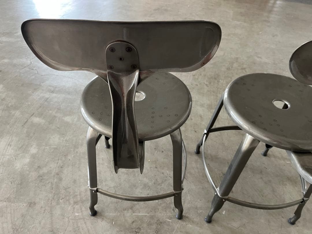 ニコルチェア 2脚 フランス インダストリアル コンランショップ取扱