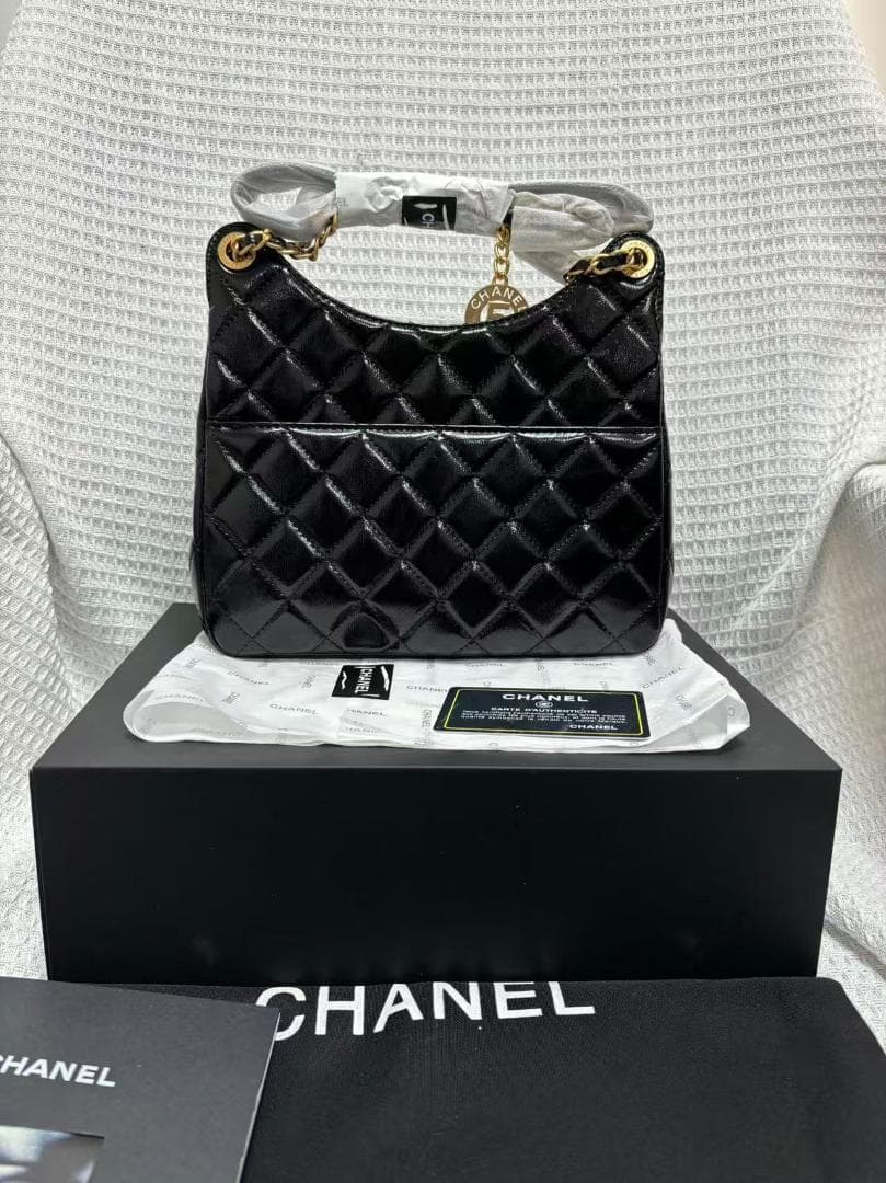 美品 非売品 VIP顧客限定 25SSブラック パテントレザー バッグ~~~