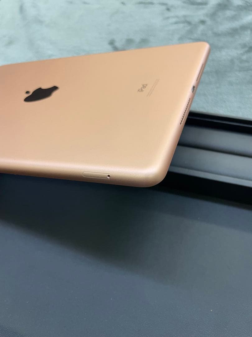 Apple iPad 第7世代 32GB アップル アイパッド