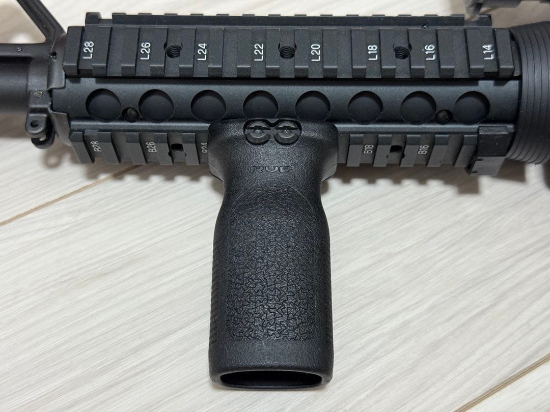 東京マルイ M4A1 カービン ガスブロ CQB-R