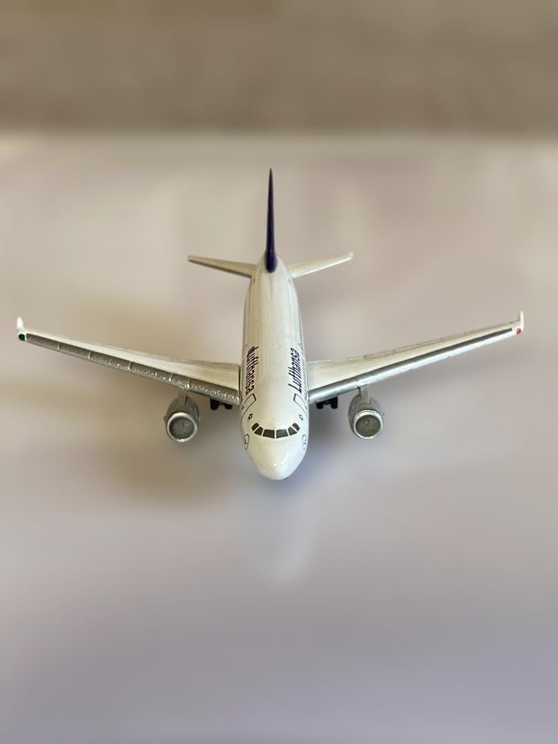 【超希少】ヘルパ 1/500 ルフトハンザ A319（製造時エラープリント）