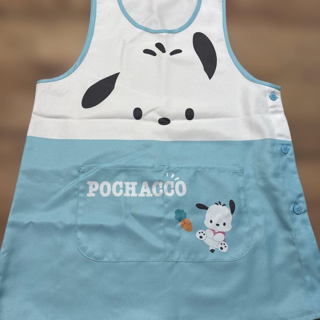 保育士　エプロン　サンリオ大集合　１１枚セット