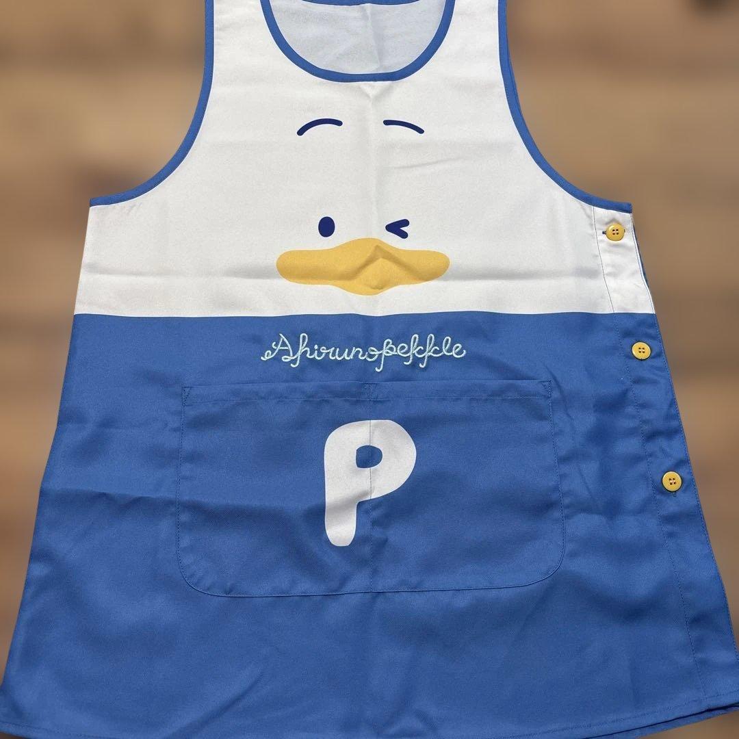 保育士　エプロン　サンリオ大集合　１１枚セット