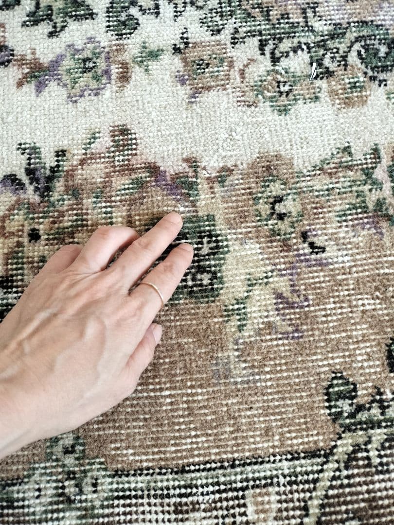 ブラウンとカフェオレ　ヴィンテージトルコラグ　　No.670