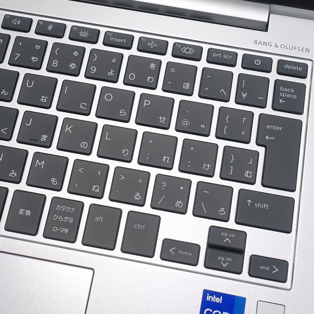 未使用に近い極美品✨１０コアの第１２世代コアｉ７に超高速ＳＳＤ＆１６Ｇメモリ搭載