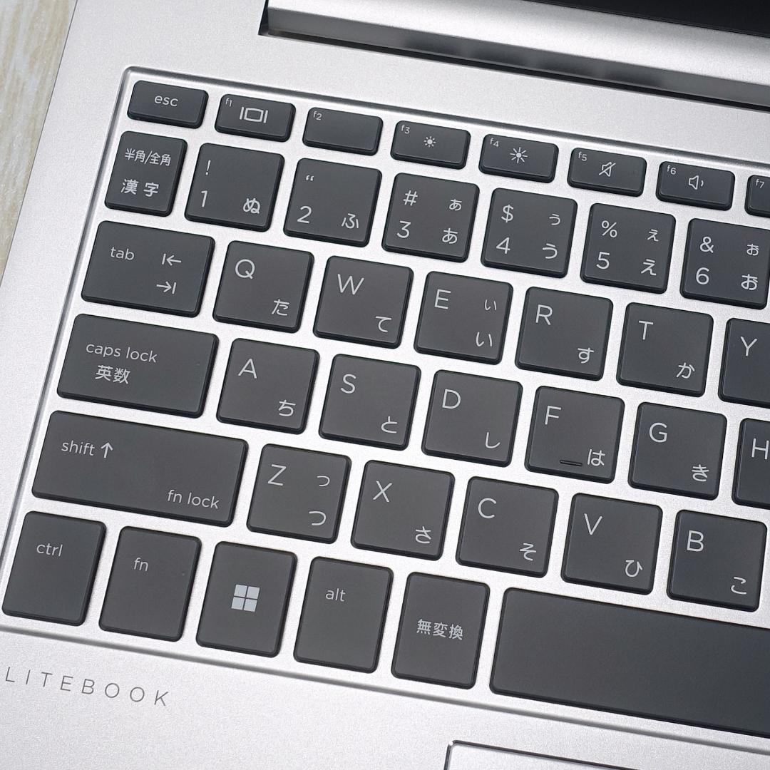 未使用に近い極美品✨１０コアの第１２世代コアｉ７に超高速ＳＳＤ＆１６Ｇメモリ搭載