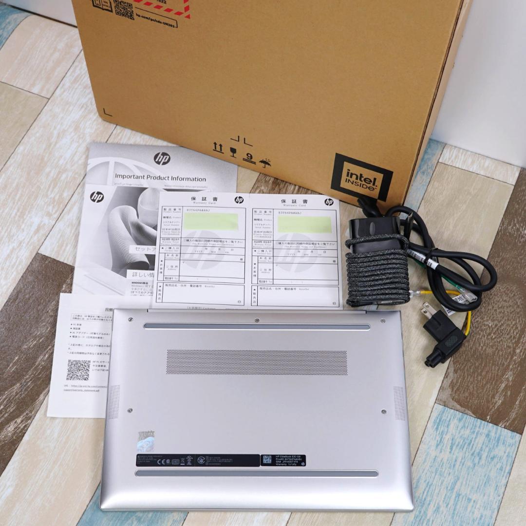 未使用に近い極美品✨１０コアの第１２世代コアｉ７に超高速ＳＳＤ＆１６Ｇメモリ搭載