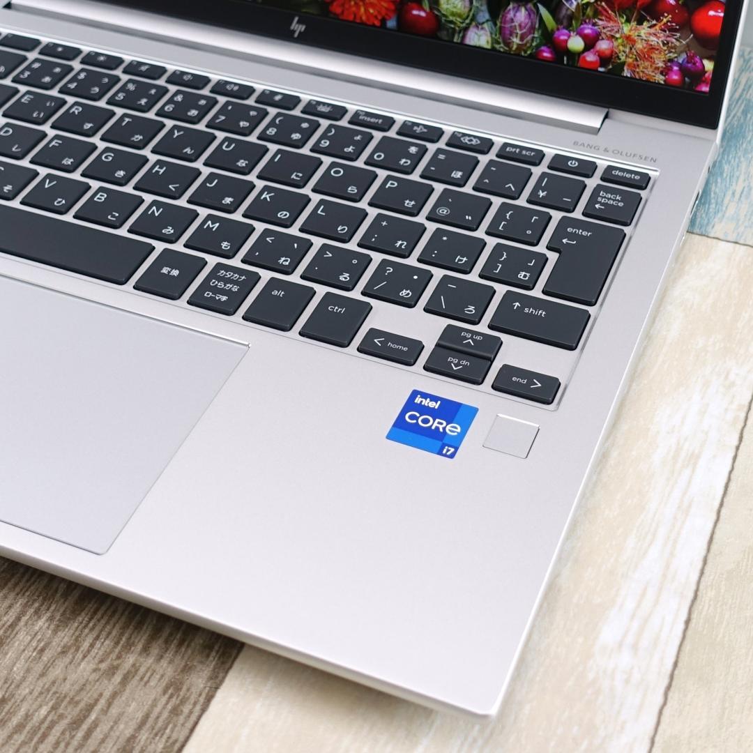 未使用に近い極美品✨１０コアの第１２世代コアｉ７に超高速ＳＳＤ＆１６Ｇメモリ搭載