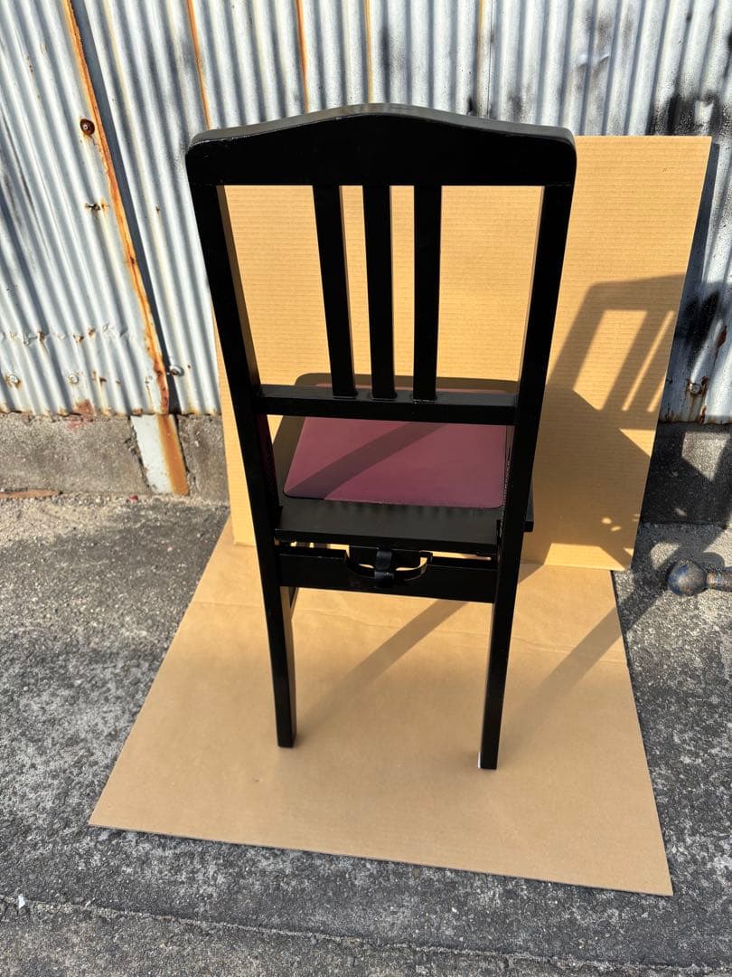 美品　背もたれ付ピアノ椅子　足部フェルト付き　ワインレッド座面②