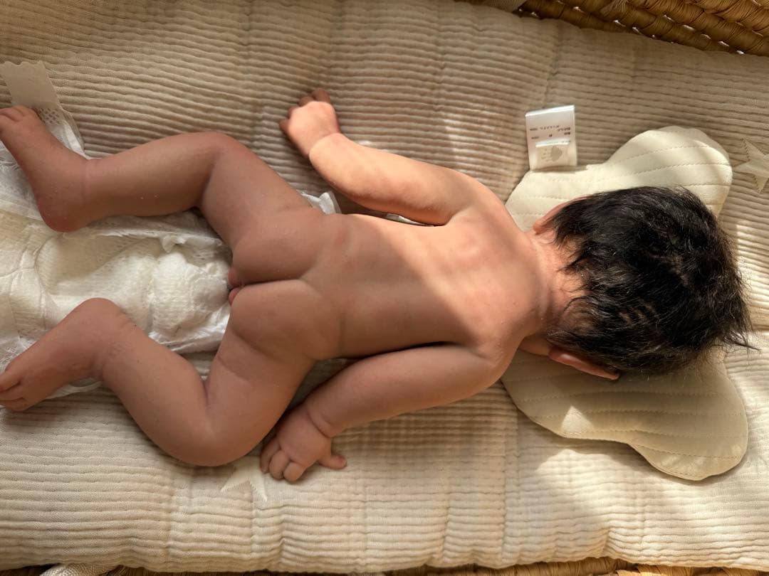 リアルベビー人形 シリコン製 約42センチ