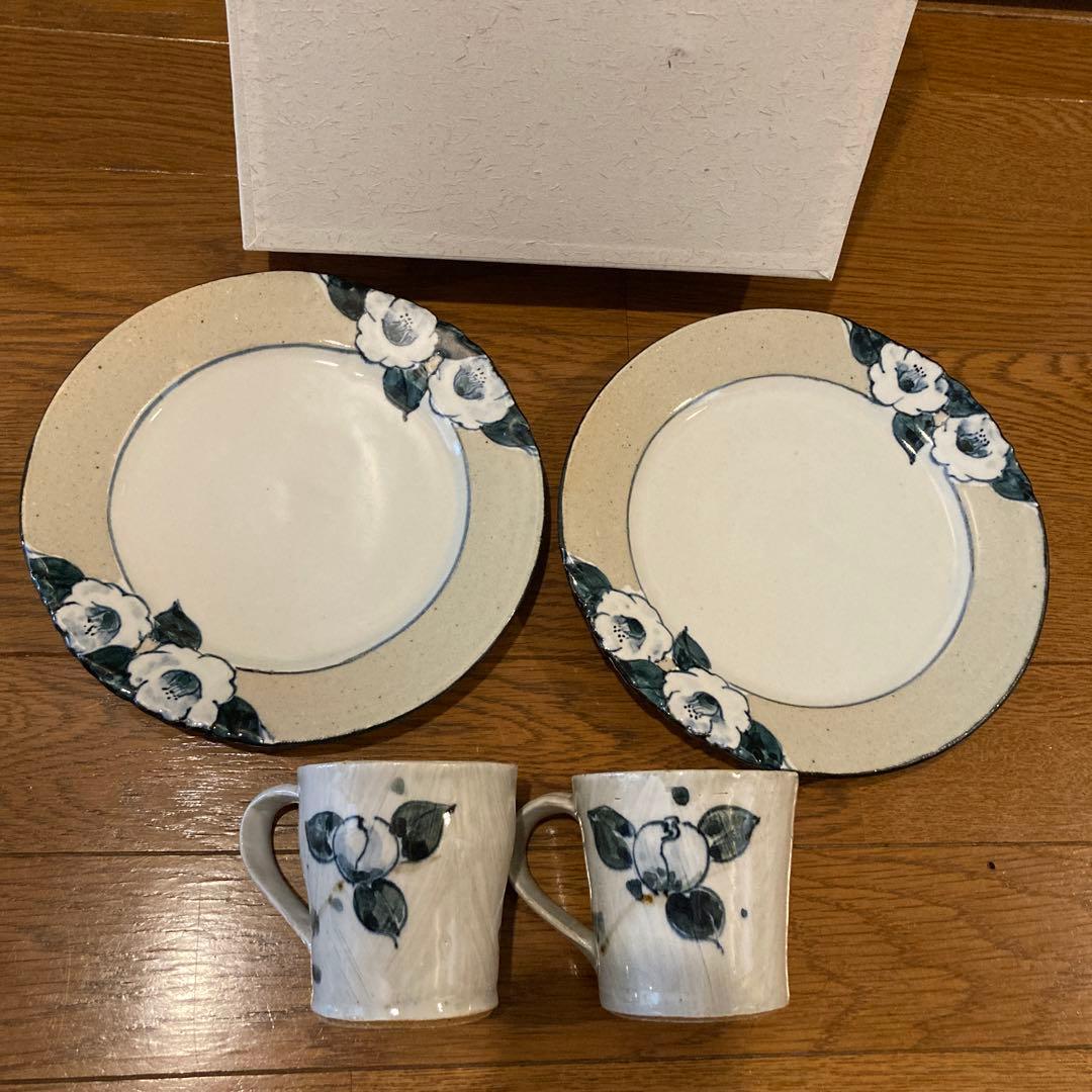 笠間焼 八十島窯 花柄陶器皿とマグカップ 各2個直径約20.5cm
