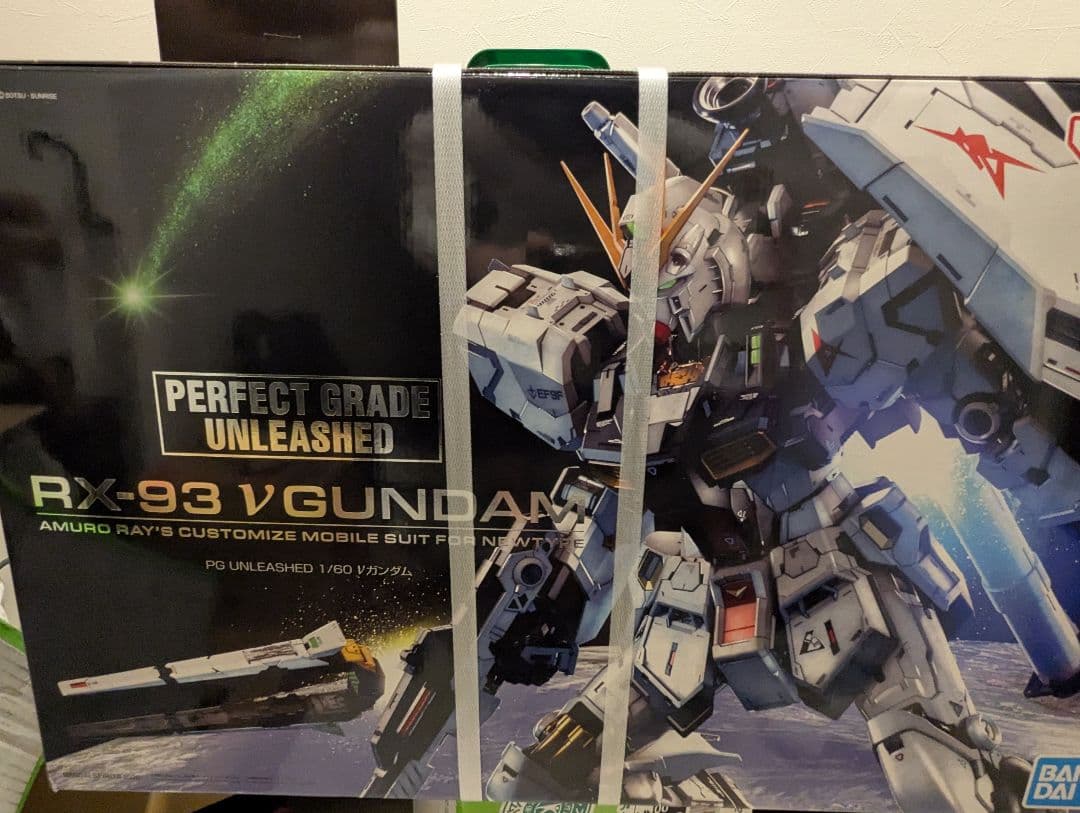 RX-93 Vガンダム パーフェクトグレード アンリーシュド