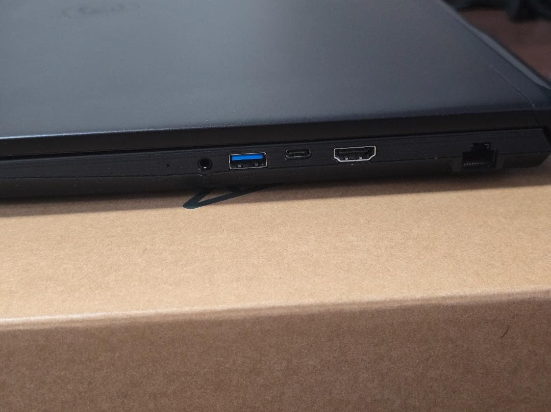 【訳あり】MSI Creator M16 A12UD