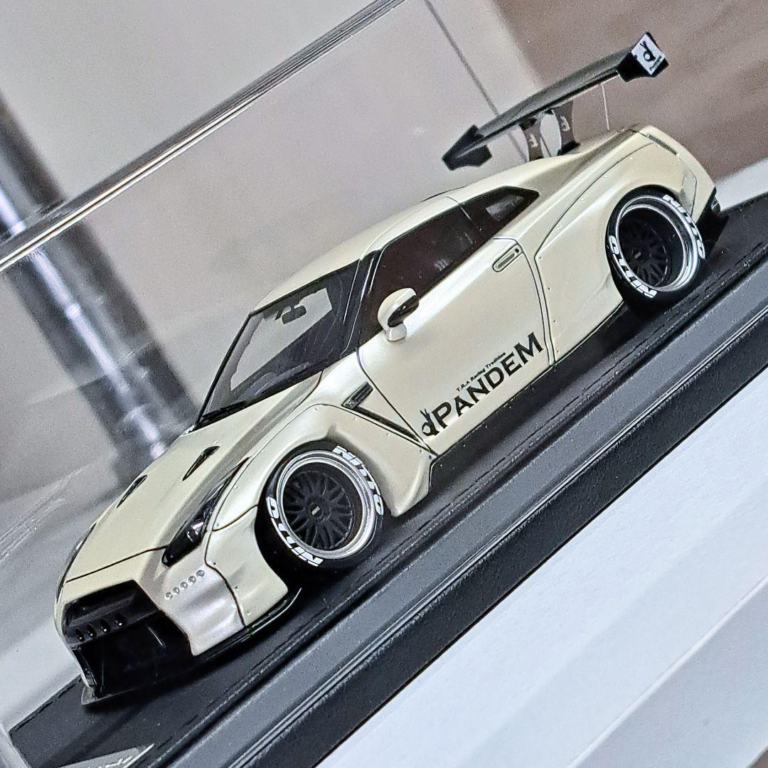 イグニッションモデル 1/43 PANDEM R35 GT-R パールホワイト