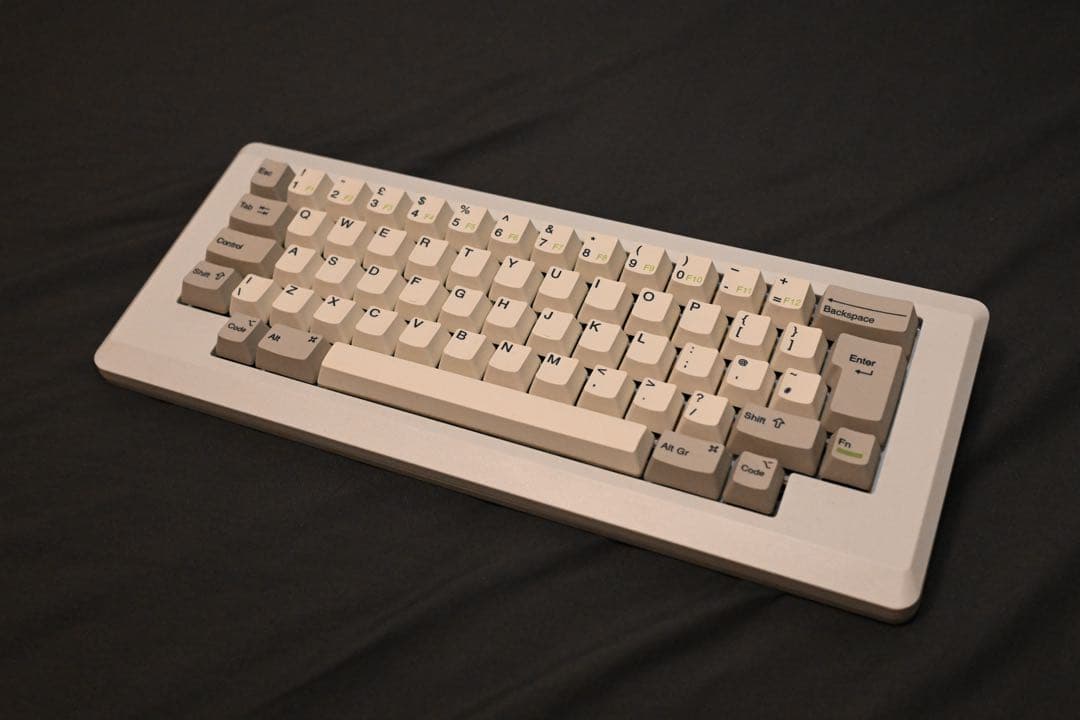 Vortex M0110 Triple-Mode メカニカルキーボード