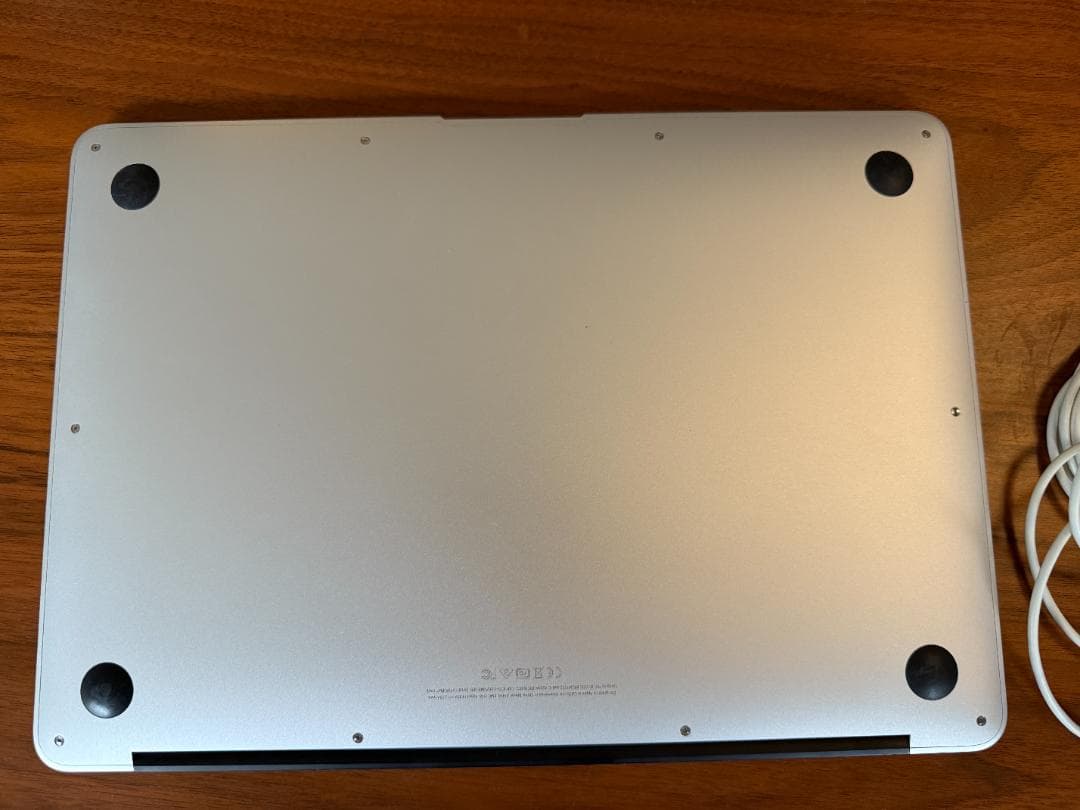 ジャンク：2017 MacBook Air13インチ i5 8GB 256GB